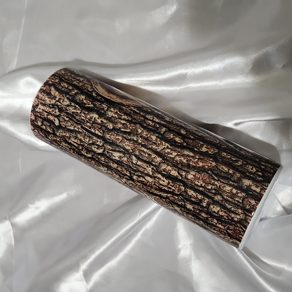 20 oz Customizable Tree Bark Heart tumbler - Picture 4 of 5